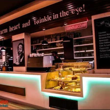 Premium Luxury Boutique & Restaurant Location ! فندق فاماغوستا