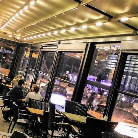 Premium Luxury Boutique & Restaurant Location ! Hotel